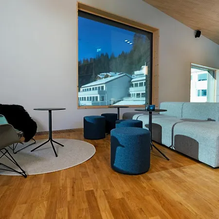 Wellnesshostel3000 Laax