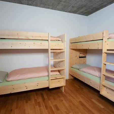 Wellnesshostel3000 Laax