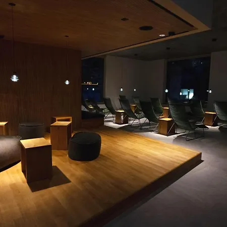 Wellnesshostel3000 *