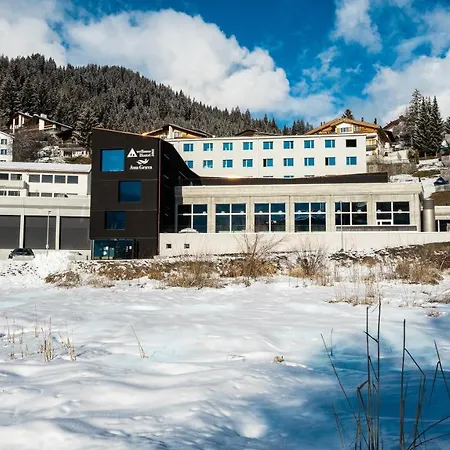 אכסניה Wellnesshostel3000 *