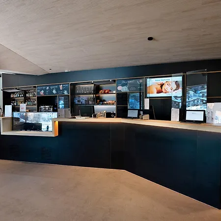 Wellnesshostel3000 Vandrarhem Laax