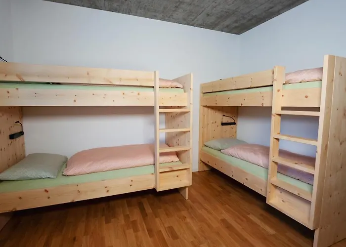 Wellnesshostel3000 לאקס