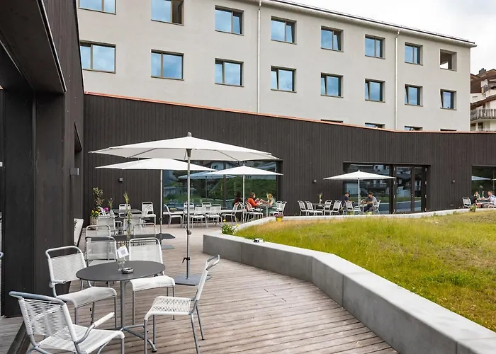 Wellnesshostel3000 * Laax